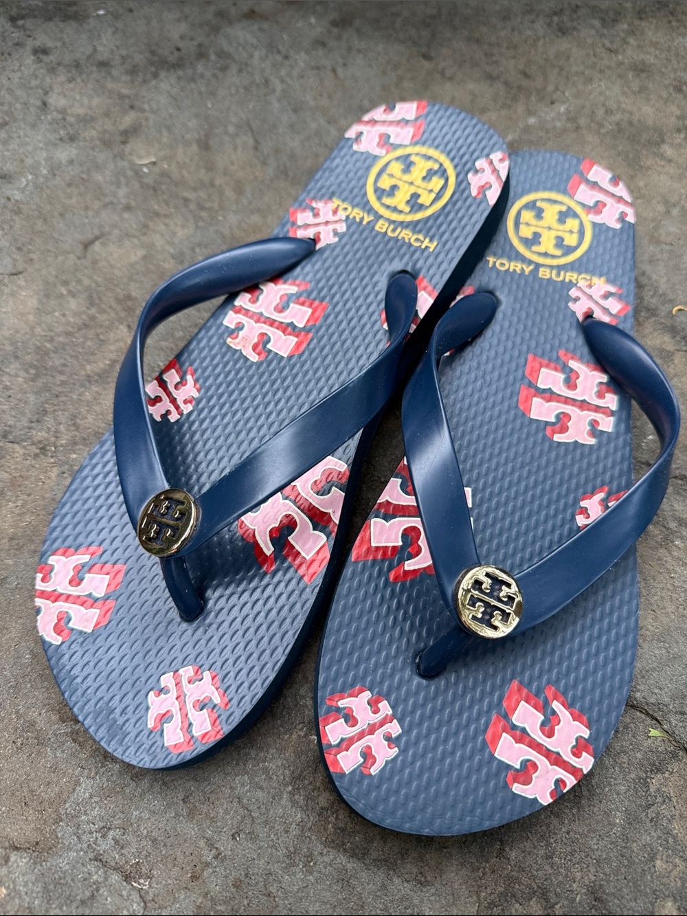 TORY BURCH LUXURY BLUE & PINK LOGO FLIP FLOPS / SANDALS - 7 - NEW ! 💙🩴💖